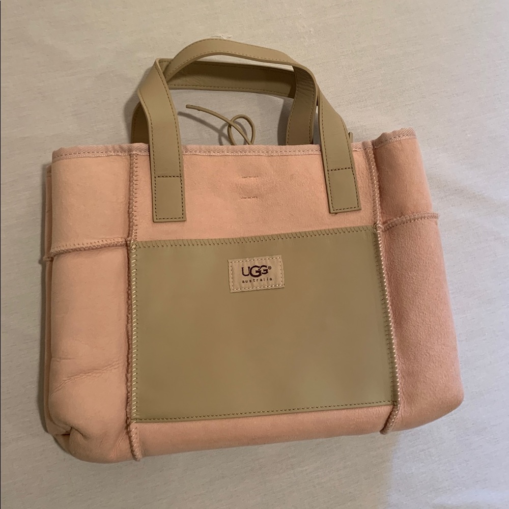 UGG Purse Never Worn, Light Pink
